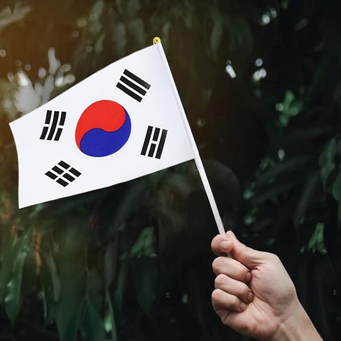 South Korea Flag South Korean Flag, Small Mini Handheld South Korea Flags on Stick, Ideal for Party Parades Sports Events Patriotic Festival Decorations