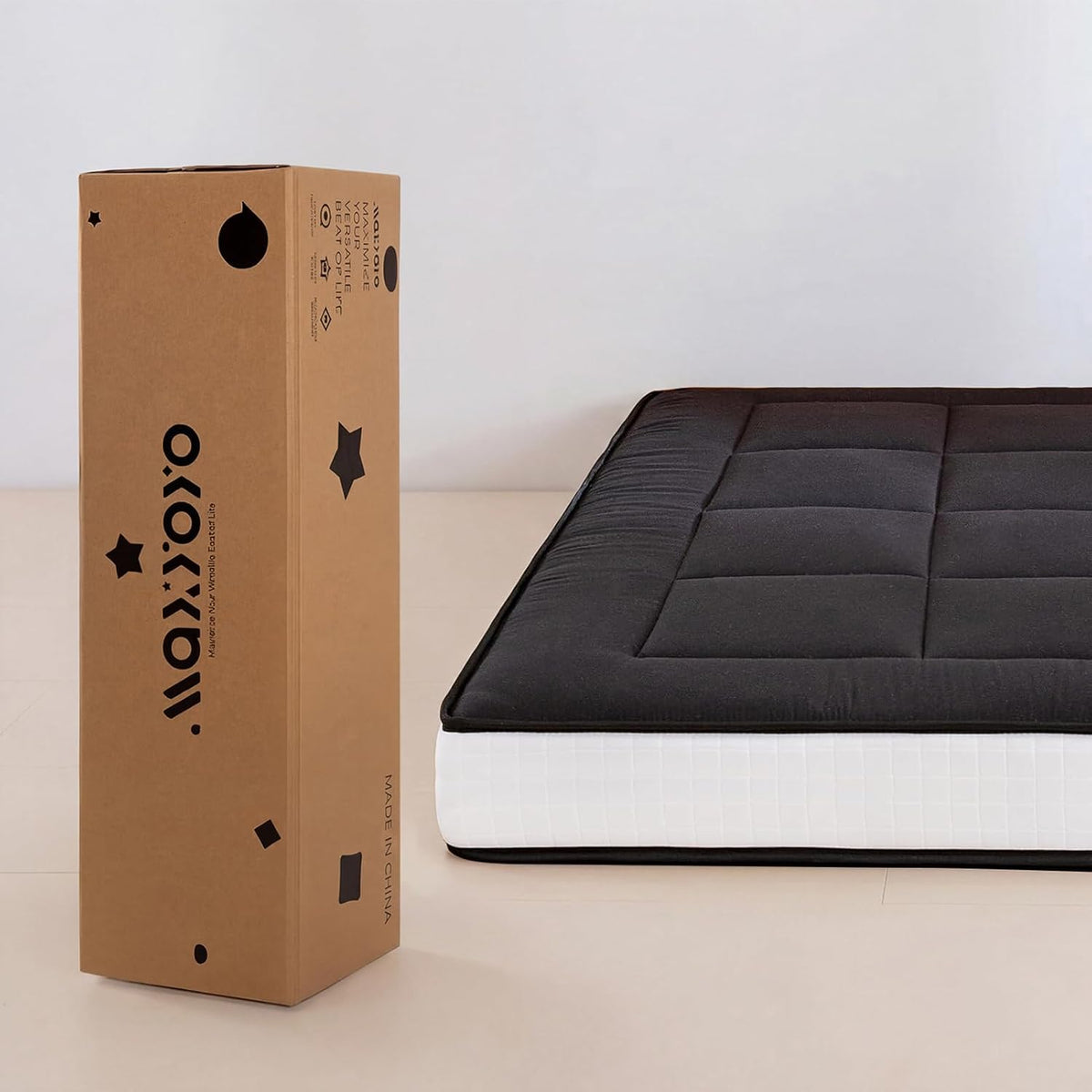 MAXYOYO 6" Extra Thick Floor Futon Mattress, Foldable Japanese Floor Mattress for Adults, Roll Up Tatami Pad for Guest Room, Black, Queen