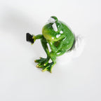 Funny Frog Sitting on Toilet, Green Frog Texting Toilet Decoration, Personalized Animal Resin Craft for Home, Office, Bathroom, Garden, Outdoor Gift