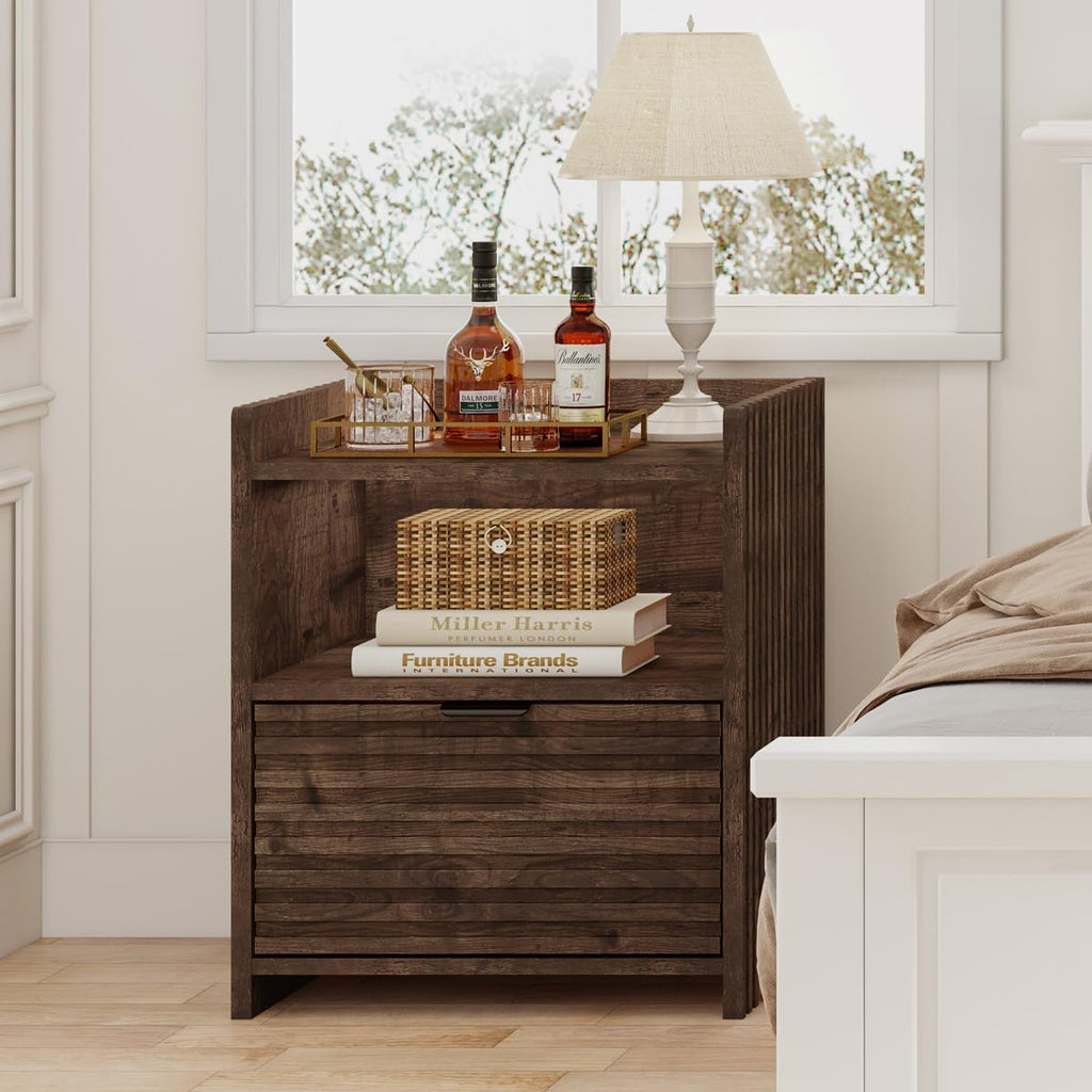 BON AUGURE Fluted Nightstand with Drawer and Storage Shelf, Modern Wood Bedside Table, Mid Century End Table for Bedroom Living Room Sofa Couch, Rustic Oak