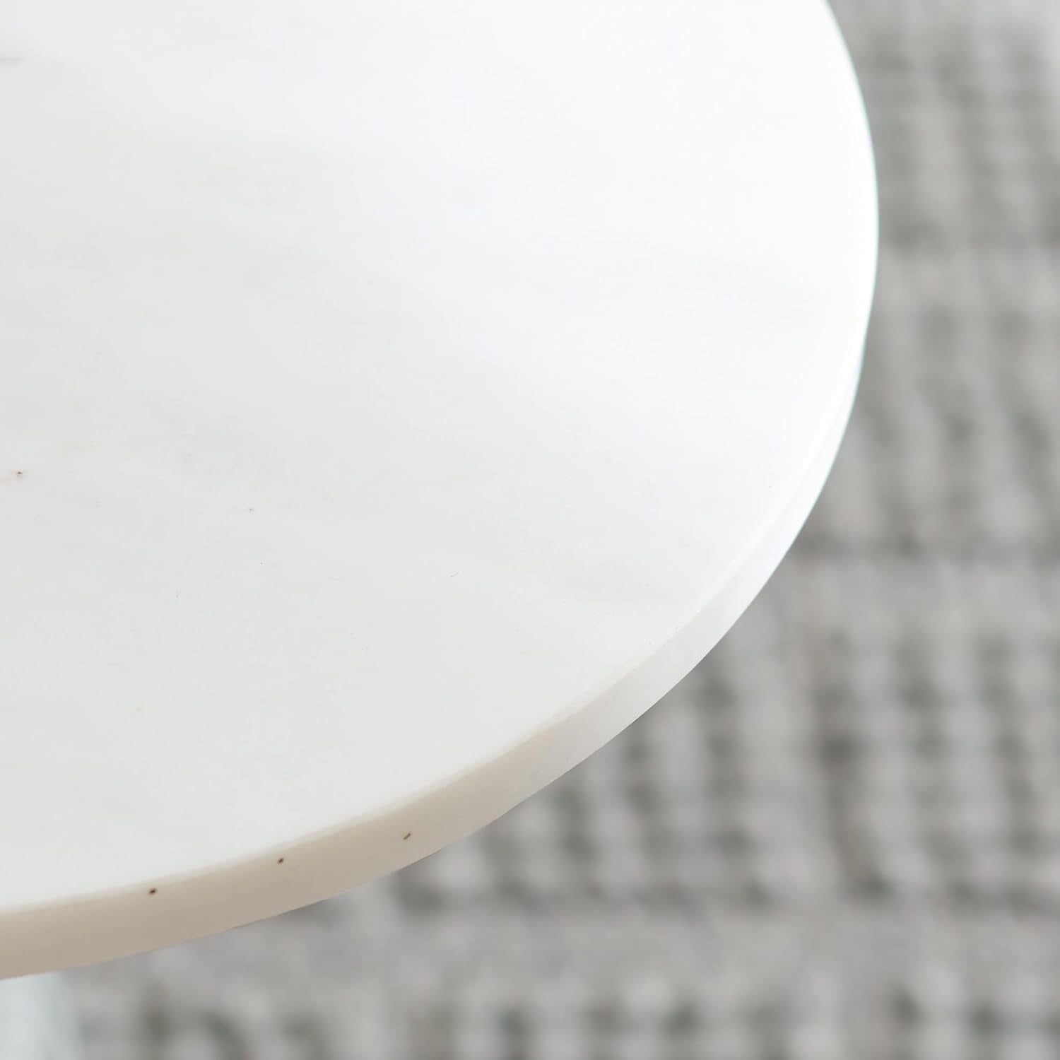 SAFAVIEH Home Collection - Paulon Round Side Table with White Marble Top & Cream Fluted Glass Base, Fully Assembled (ACC3216A)