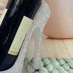 Elegant Rhinestone High Heel Wine Rack - Shoe Design Wine Bottle Holder, Ideal for Bar Decor and Wine Storage