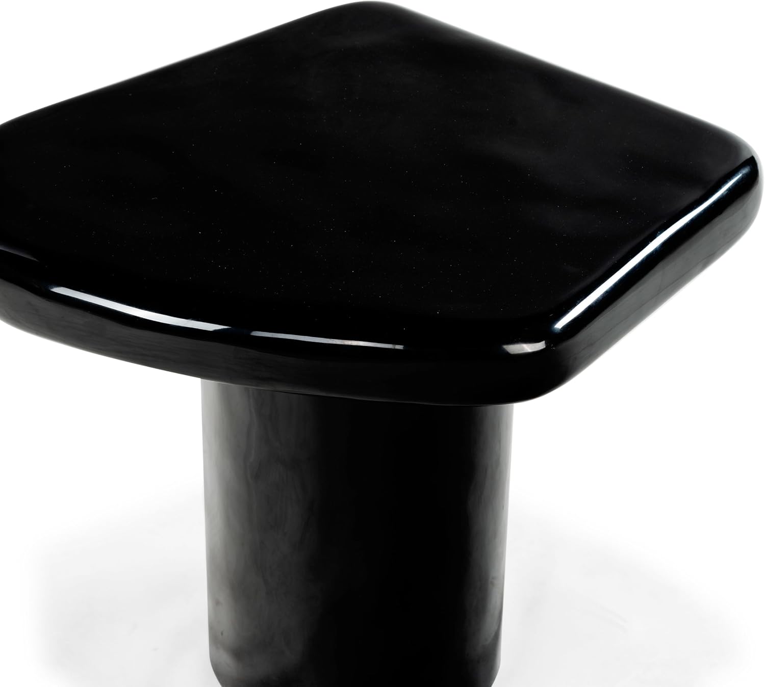 SAFAVIEH Couture Collection - Rhianna Black Concrete Accent Table, Sculptural Side Table, Modern Design (SFV2608B)