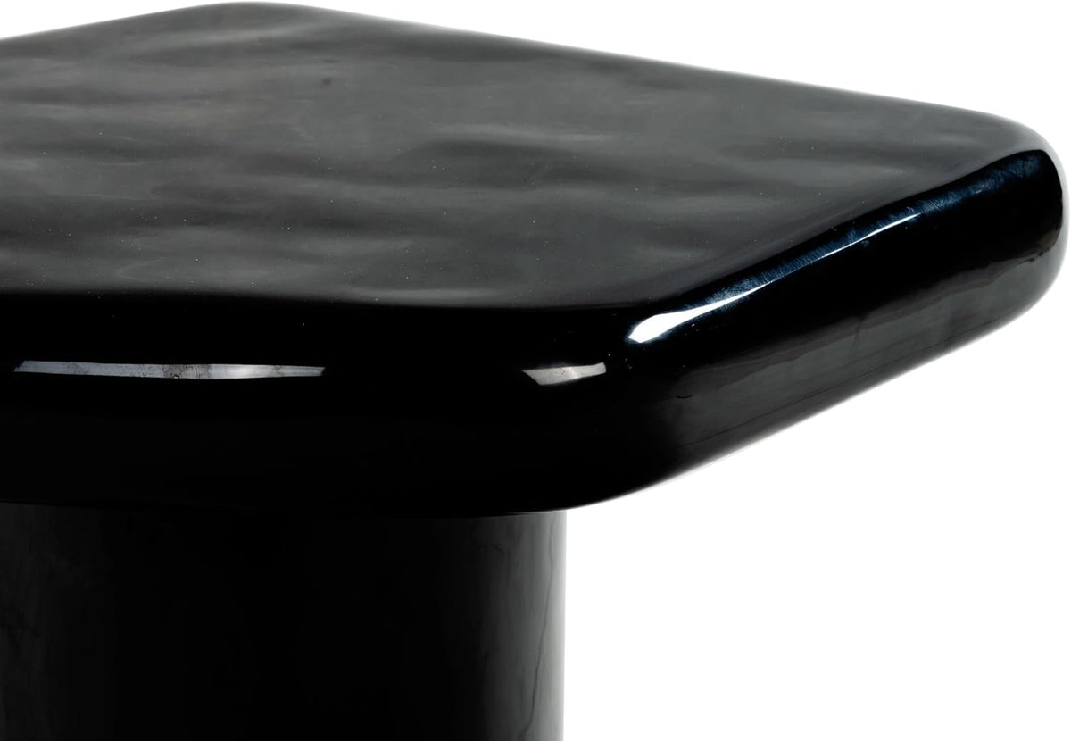 SAFAVIEH Couture Collection - Rhianna Black Concrete Accent Table, Sculptural Side Table, Modern Design (SFV2608B)