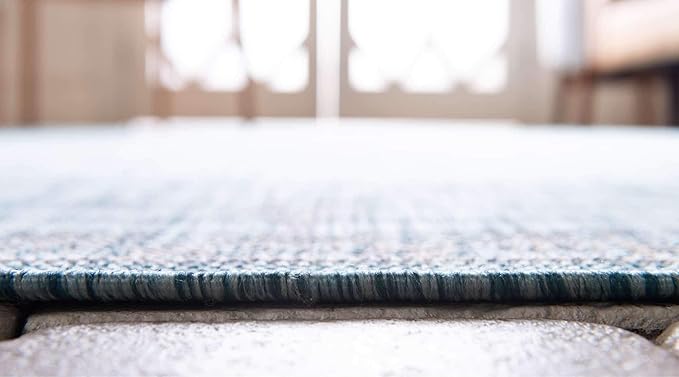 Unique Loom Outdoor Traditional Collection Area Rug - Antique (4' 1" x 6' 1" Rectangle, Light Aqua/ Gray)