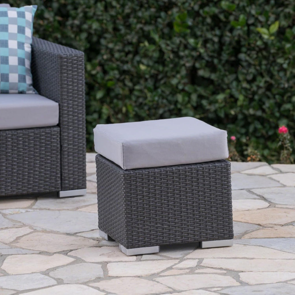 Hassyee PE Rattan Grey Patio Ottoman with Thick Cushions for Poolside, Lawn, Outdoor Square Foot Stool with Iron Frame for Living Room, Garden, Backyard, Classic Footrest
