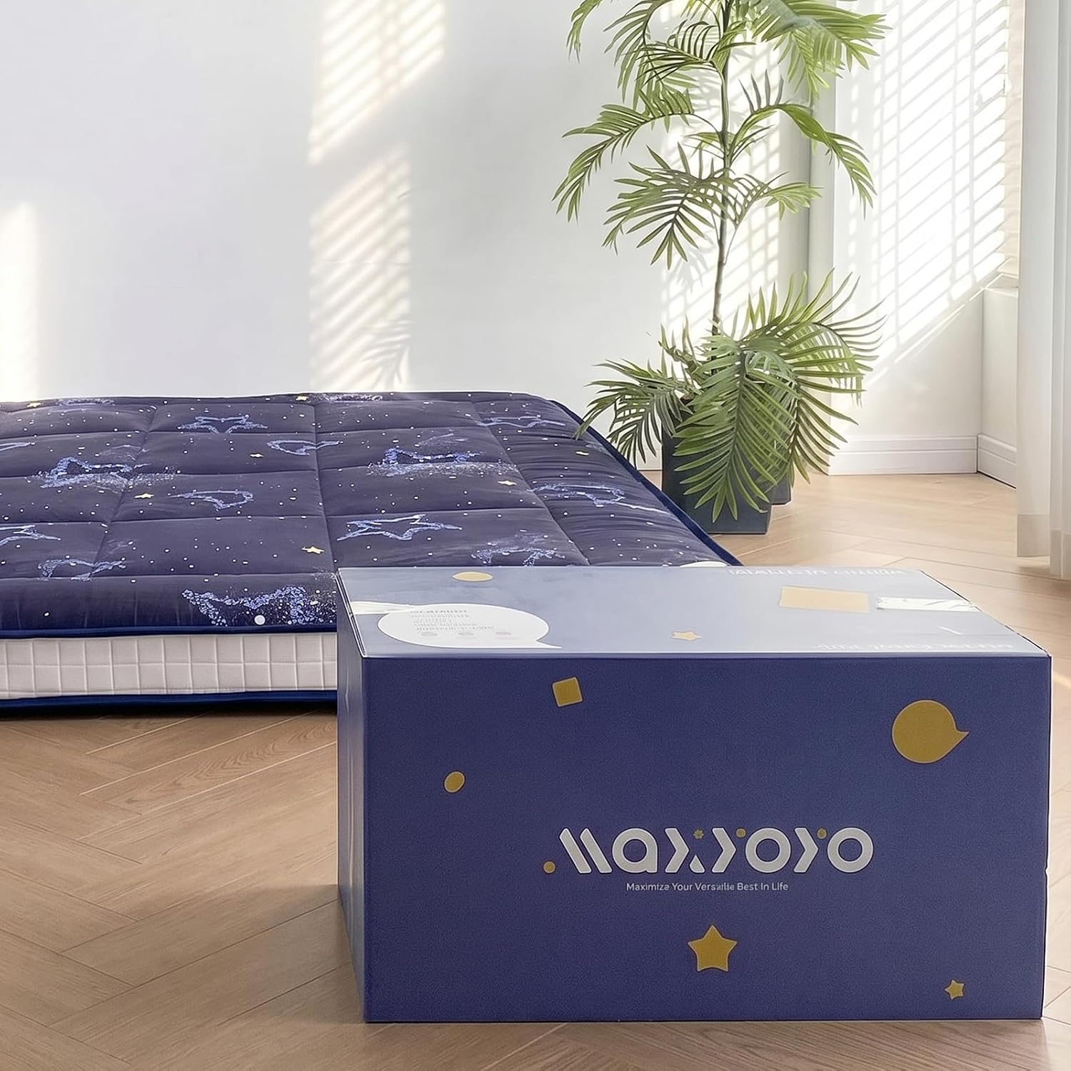 MAXYOYO Futon Mattress, Japanese Floor Mattress Folding Sleeping Pad | Black Moon and Star Quilted Mattress Topper, Extra Thick Breathable Floor Lounger Guest Couch for Camping, Queen
