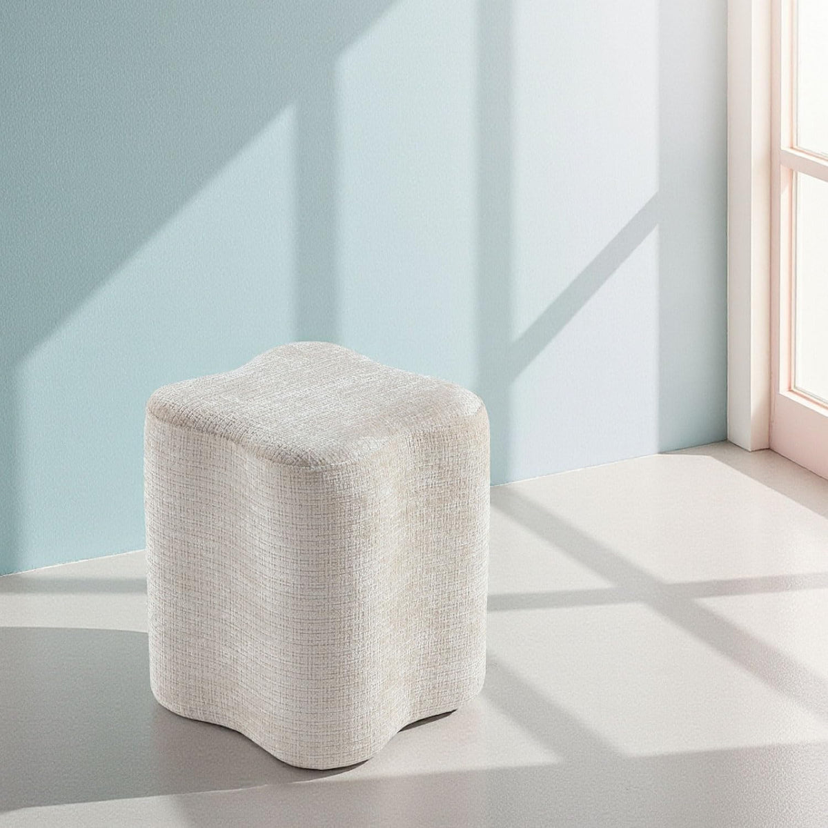 Get Set Style 14.4 Inch Flowers Shaped Ottoman,Modern Chenille Ottoman Vanity Stool for Living Room Comfortable Pouf Extra Seating,Stylish Sofa Foot Rest (Beige)