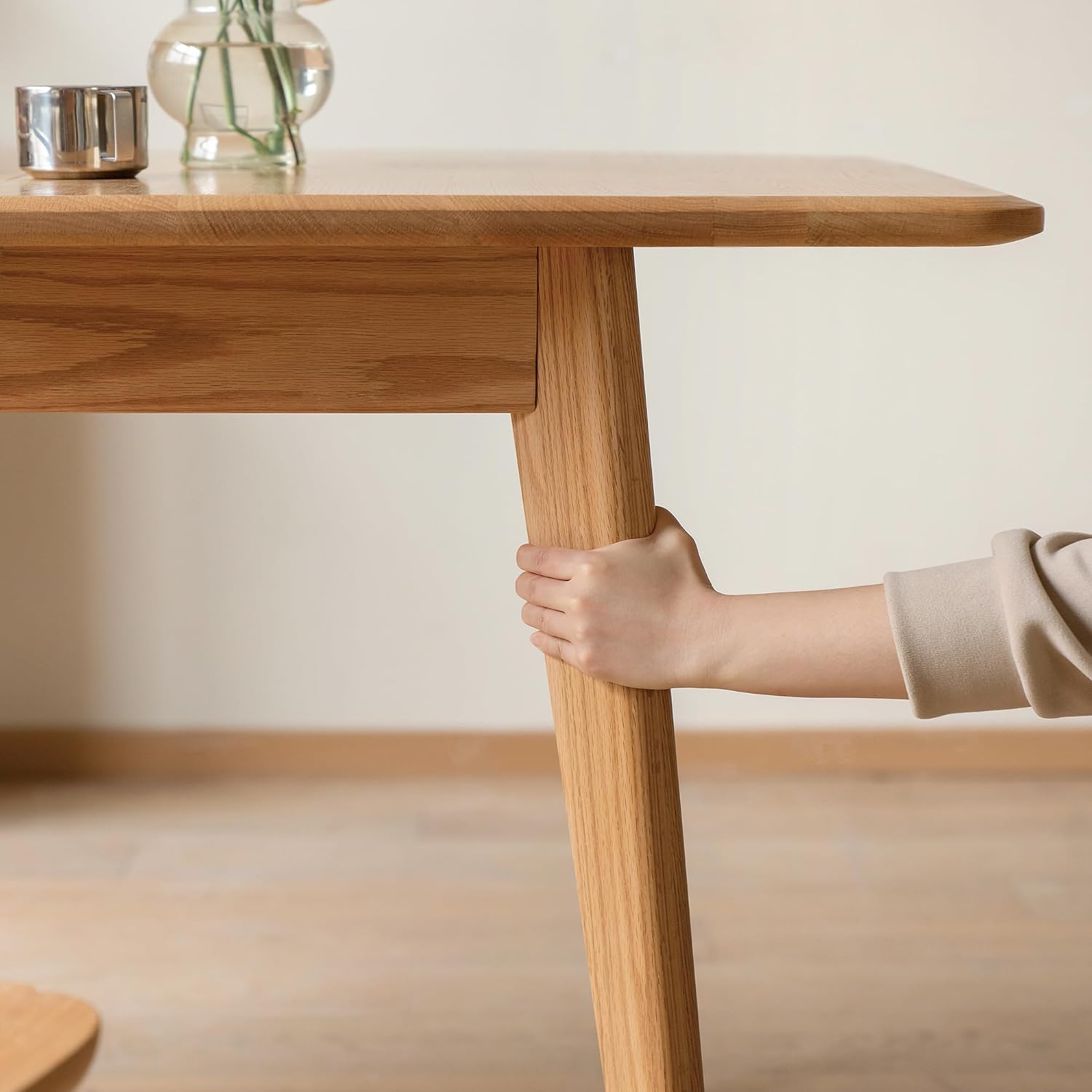 47.2''–59'' Extendable Solid Oak Dining Table, Farmhouse Kitchen Table for 6–8 People, Rounded Corners, Smooth Metal Slide Extension, Mid Century Kitchen & Dining (59.06" Light Oak)