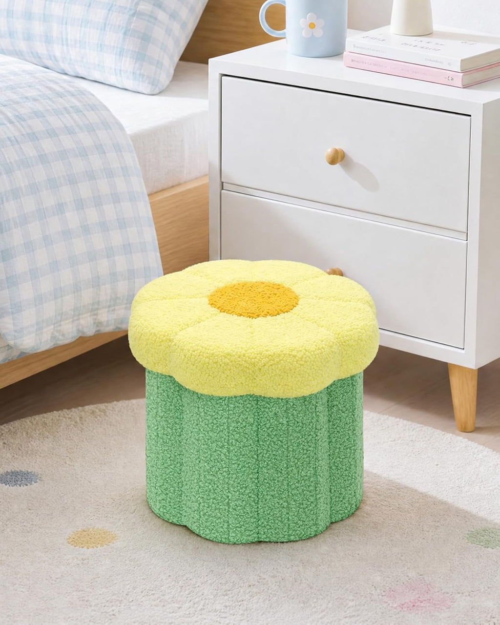 B FSOBEIIALEO Storage Ottoman Foldable, Sunflower Shaped Small Footrest Collapsible Folding Seat Bench for Bedroom Living Room Entryway, Faux Teddy Fur, Green 12.6"x12.6"x11.4"