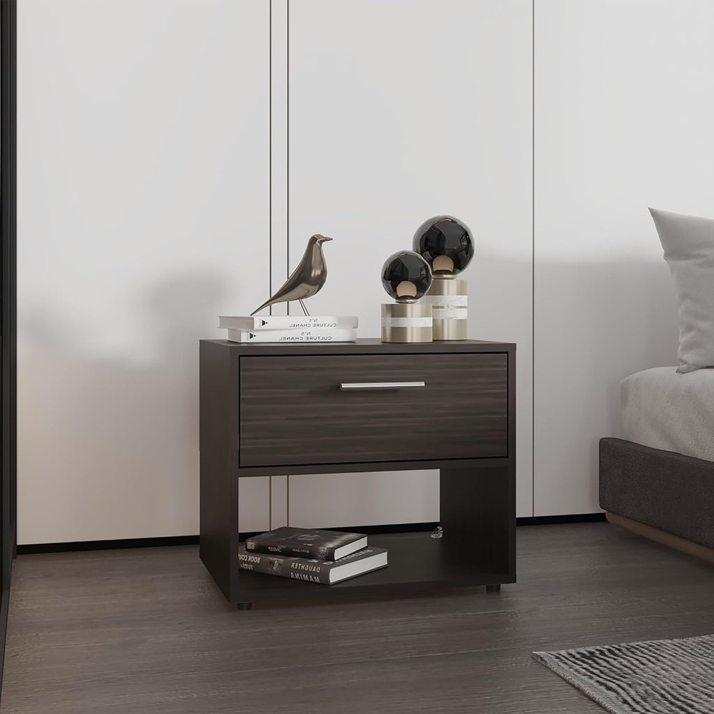 Modern Fluted Nightstand 4 Legs, Farmhouse End Table with Open Space and Drawer Dresser,for Small Spaces