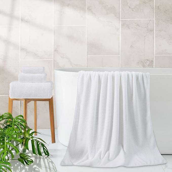 4 Piece Extra Large Bath Towels Set 35x70 Inches, White Oversized Soft Bath Sheet Towels 600 GSM Highly Absorbent Quick Dry Towels Set for Bathroom Hotel Spa