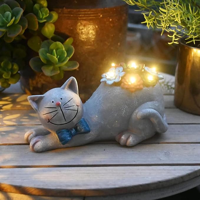Cat Garden Figurines Outdoor Decor Solar Statue with LED Lights for Patio Lawn Yard Art Decoration Housewarming Garden Gift