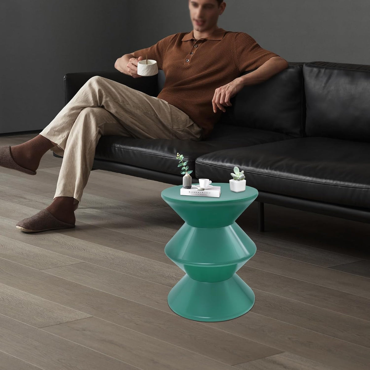 Plastic Side Table - Modern Round Multi-Layer End Table for Sofa, Bedroom & Apartment, Nightstand with Vintage Design (Green)