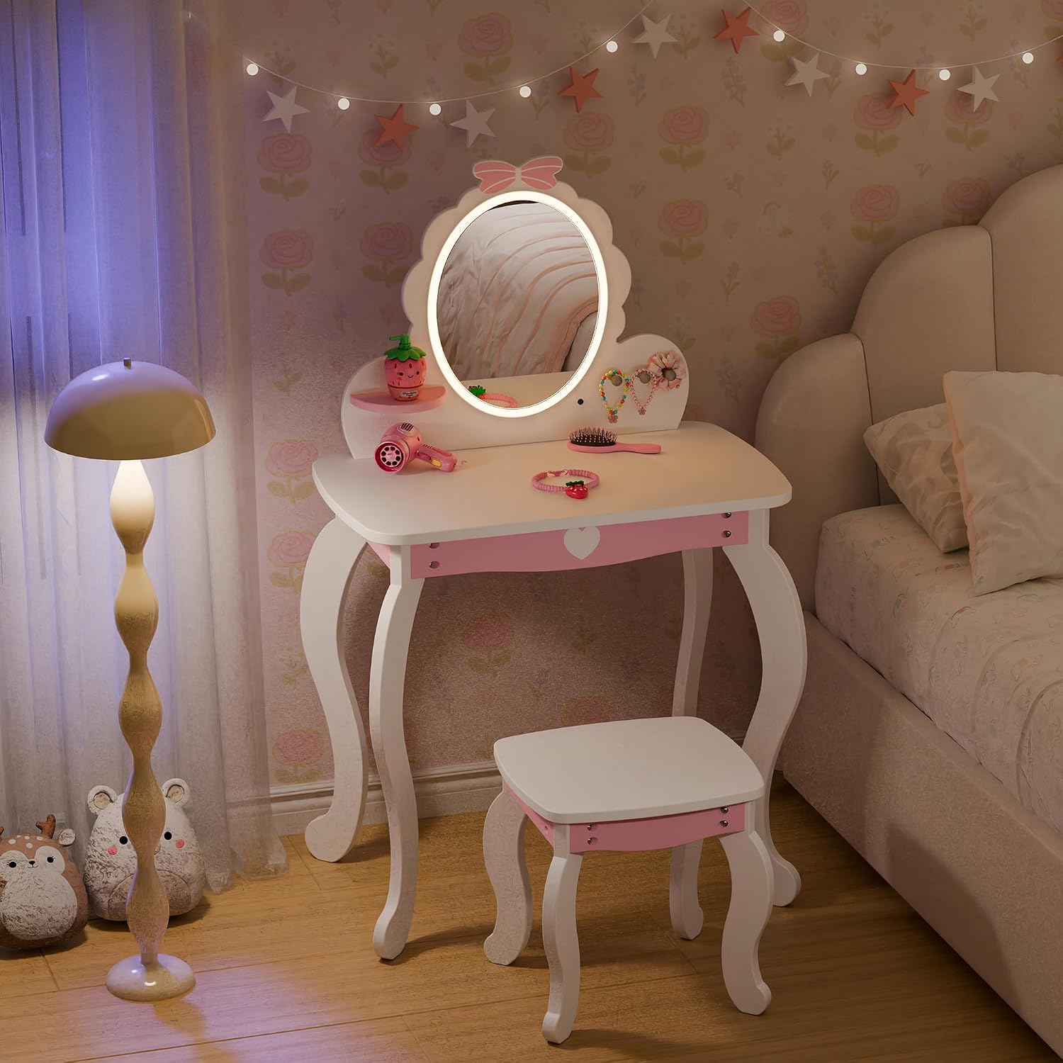 TOLEAD Girls Vanity Set with Lighted Mirror and Stool, Kids Vanity with Storage Space and Bow Pattern for Princess, Toddler Makeup Vanity Desk with Open Shelf and Bracelet Bods, White