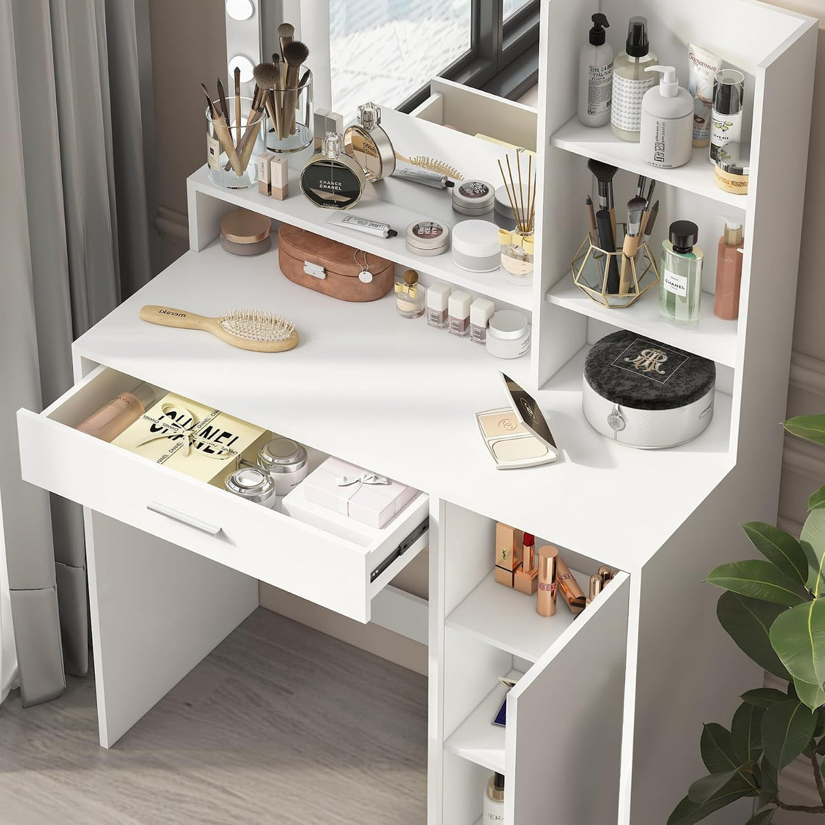 Vanity Desk with Mirror & Light, Three Level Storage Dresser & Large Drawer, 3 Lighting Modes Adjustable Brightness, Bedroom Dressing Table (White)