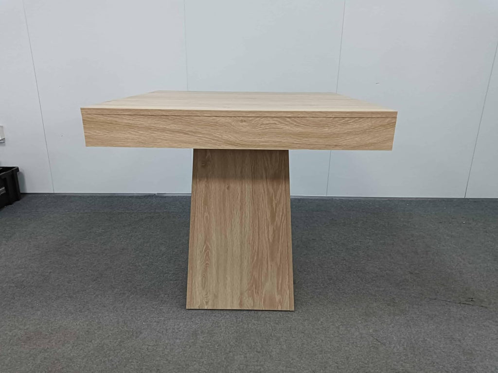 Space-Saving Square Dining Table for 4 – Modern Farmhouse Style with Wooden Pedestal Base – 31.5" Compact Table Ideal for Dining Room, Living Room, Apartment – Natural Wood Color YS042 Matte Surface
