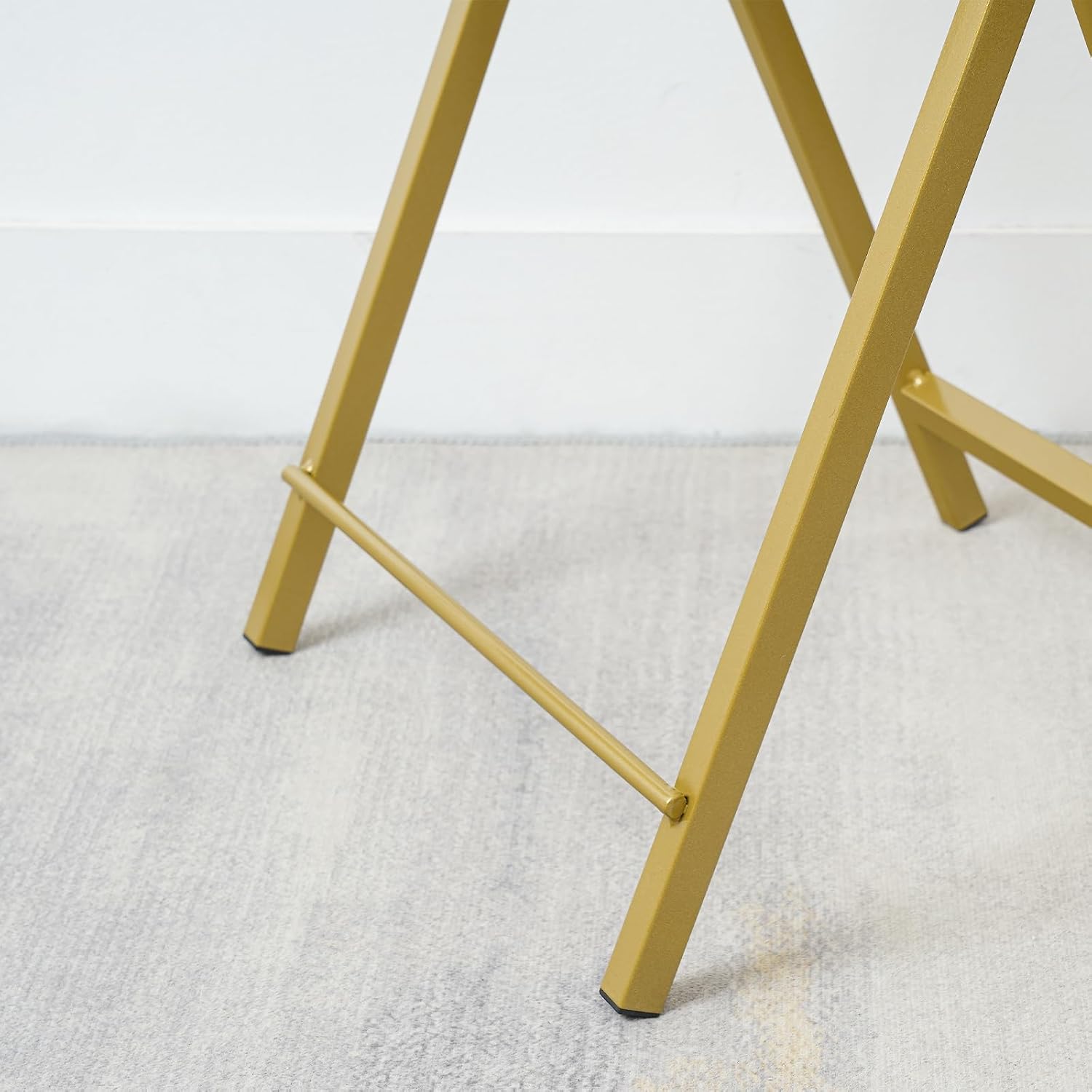 HOOBRO Folding TV Tray Tables, Set of 2 Side Table for Small Space, Industrial Snack Tables for Eating at Couch, Stable Metal Frame, Easy Assembly, Space Saving, Marble and Gold DM25BZ01