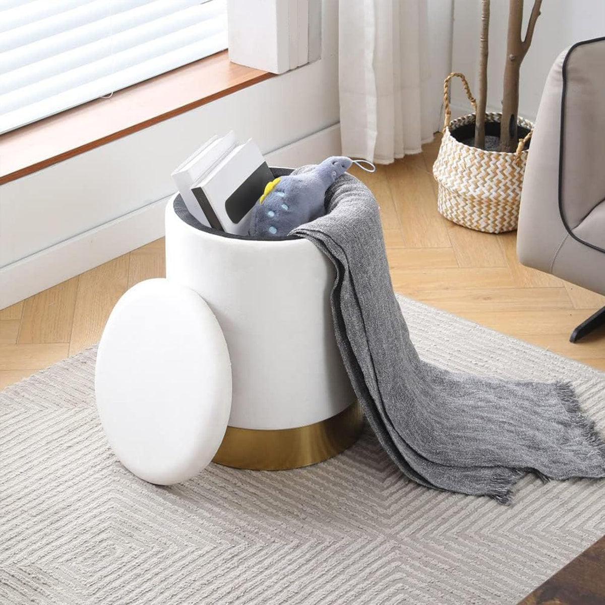 Velvet Storage Ottoman Multipurpose Footrest Stool with Metal Base Modern Round Vanity Stool Chair Ottoman Foot Stools Support 300 lbs Padded Seat for Living Room (Cream (Velvet))