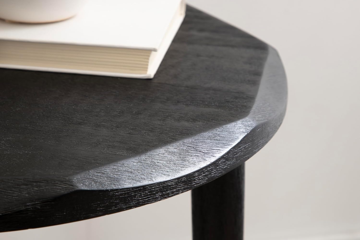 Kate and Laurel Tavares Modern Wooden Round Side Table, 18 x 18 x 20, Black, Solid Wood Accent End Table with Textured Top and Faceted Edge for Use as Indoor Plant Stand or Living Room Decor Piece