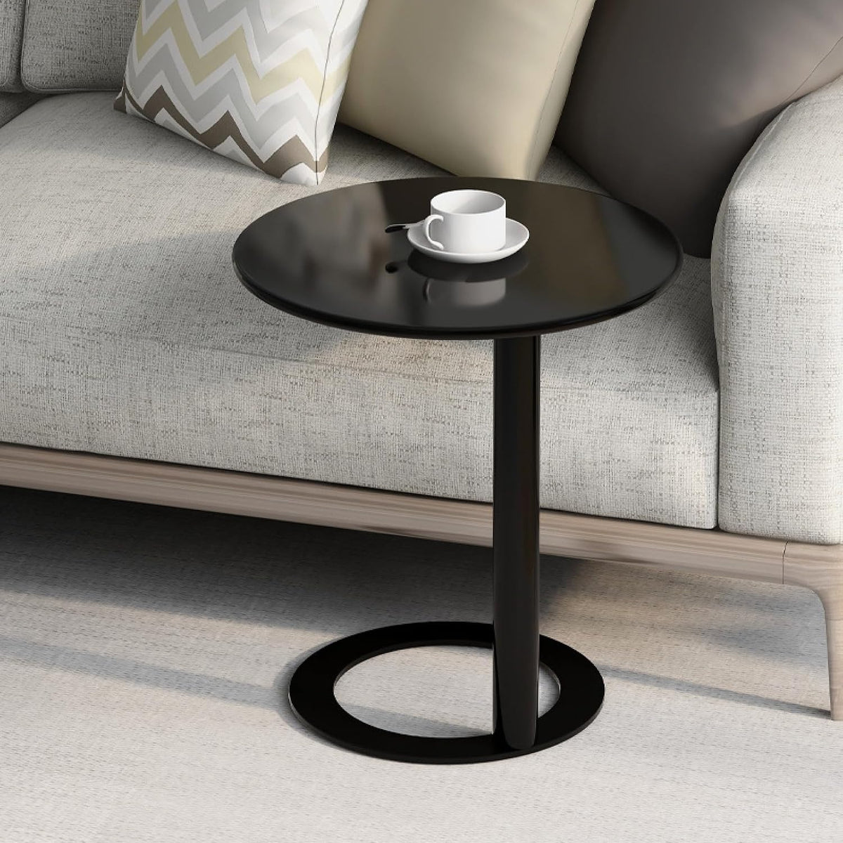 Round Side Table C-Shaped Side Table Sofa Side Table Round Coffee Table Bedside Table with Metal Frame Couch Table Bedside Laptop Office for Bedrooms with Small Spaces(48 * 56cm Black Matte)