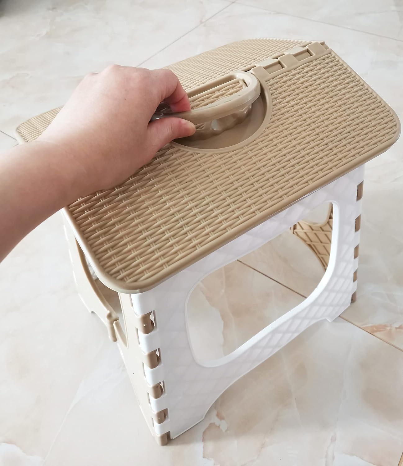 Folding Step Stool Anti Slip Compact Plastic Foldable Step Stool Holds Up to 300 lbs,12 inches, 30cm，(Coffee) 1PCS