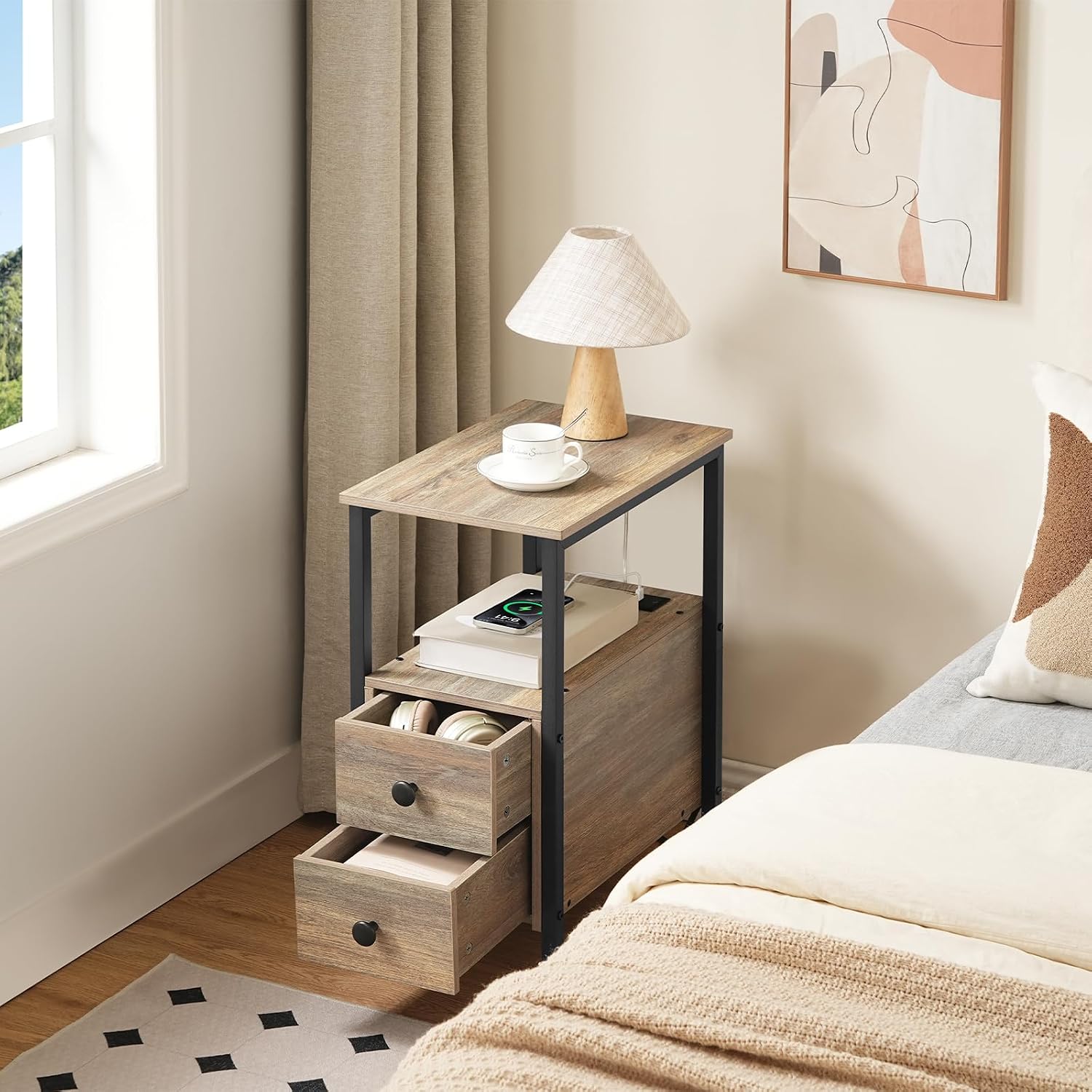 HOOBRO End Table with Charging Station, Narrow Side Table with 2 Drawer & USB Ports & Power Outlets, Nightstand for Small Spaces, for Living Room, Bedroom, Sapphire Brown UC541BZ01