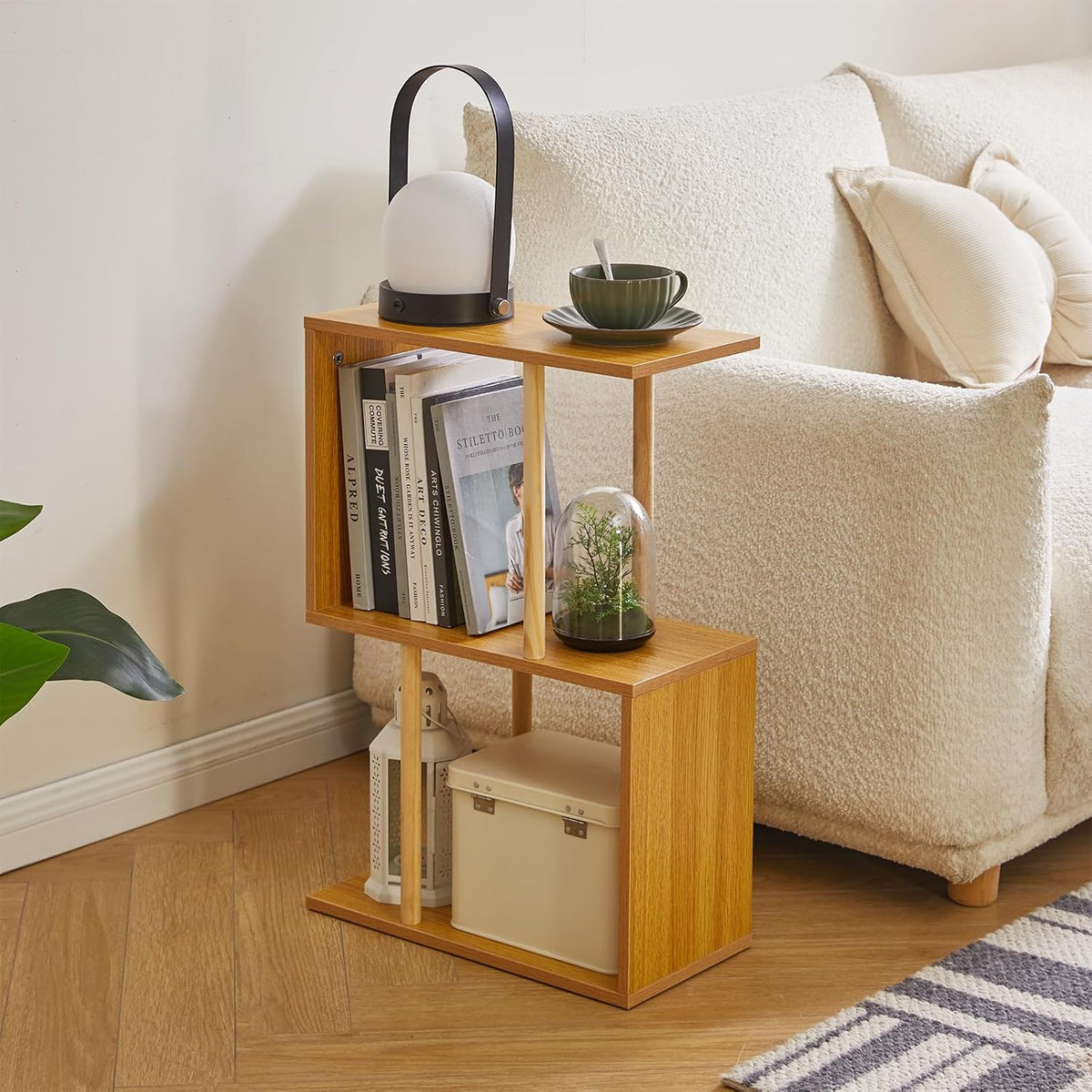 Aibiju 3-Tiered S-Shaped Side Table for Small Spaces, Freestanding Side Table, Sofa End Table, Narrow End Table, Suitable for Bedrooms Living Rooms Study Room, Natural Wood Color YD-ST003N