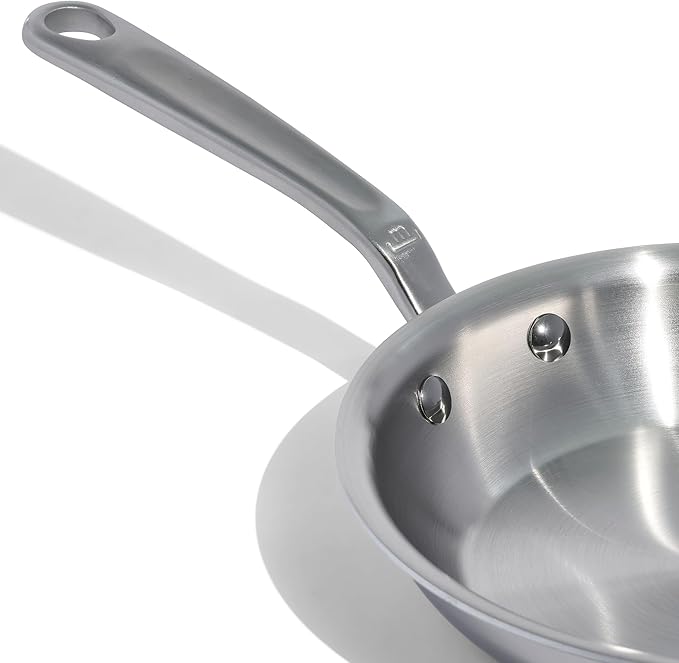Made In Cookware - 8-Inch Stainless Steel Frying Pan - 5 Ply Stainless Clad - Professional Cookware - Crafted in Italy - Induction Compatible