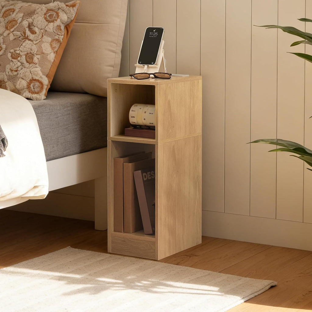 MAHANCRIS Narrow Nightstand, Narrow End Table with Charging Station, Skinny Bedside Table for Small Spaces, Mid Century Modern Night Stand for Bedroom, Living Room, Natural ETNA30E01