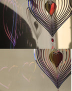 3D Heart Wind Spinner - Flowing Light Effect, Purple-Green Gradient Metal Spinner for Outdoor Garden Decor, Unique Gift for Mom & Women