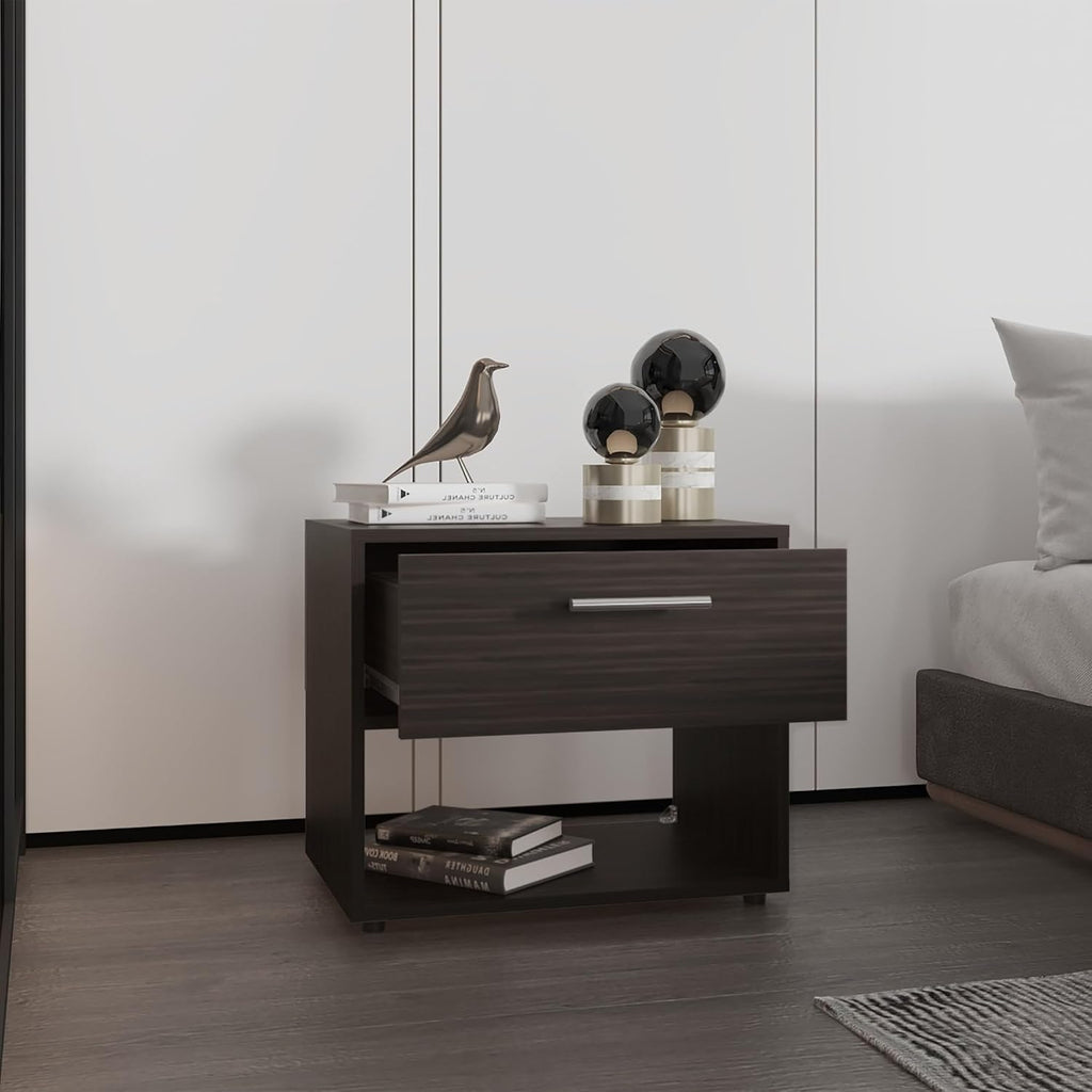 Modern Fluted Nightstand 4 Legs, Farmhouse End Table with Open Space and Drawer Dresser,for Small Spaces