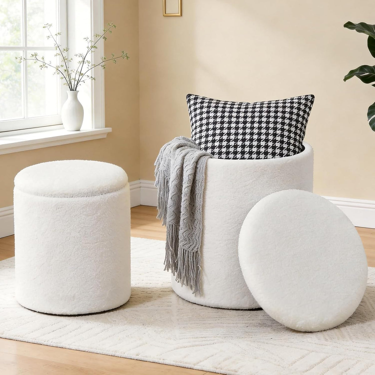 oakvivo Round Set of 2 Ottoman with Storage, Boucle Storage Ottoman Foot Stool, Soft Teddy Upholstered Small Vanity Stool, Ottomans Padded Seat Foot Rest for Living Room Bedroom, White