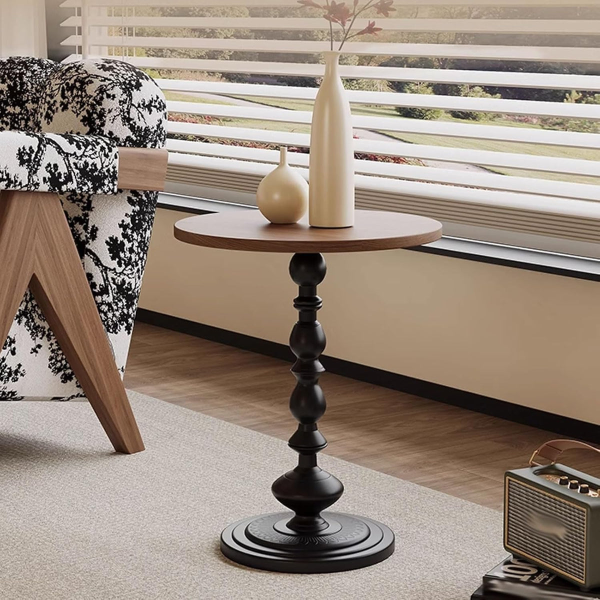 Vintage Round Side Table Small Space End Table for Couch Living Room Stable Metal Base Coffee Table Irregular Nightstand