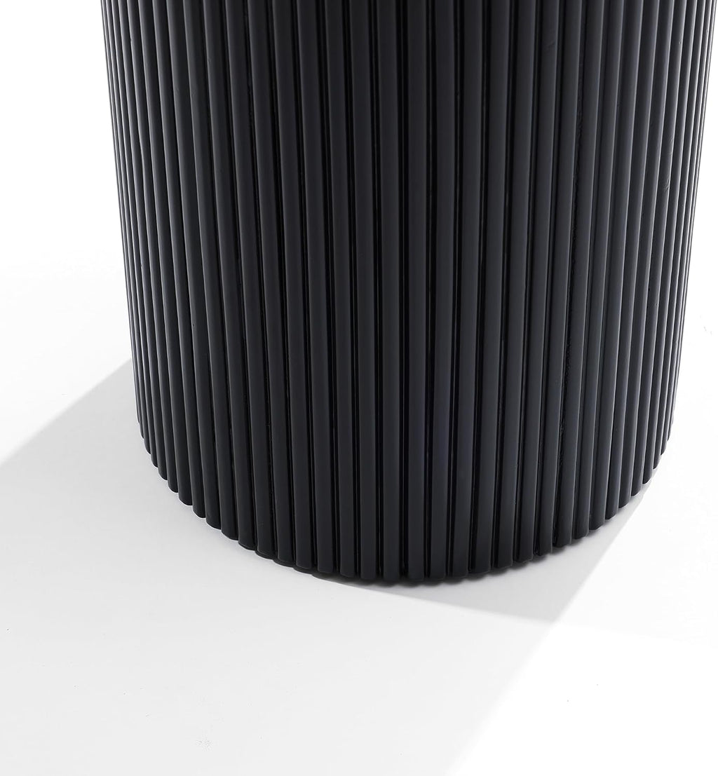 LuxenHome 21" Black Round Side Table, Fluted End Table for Small Spaces