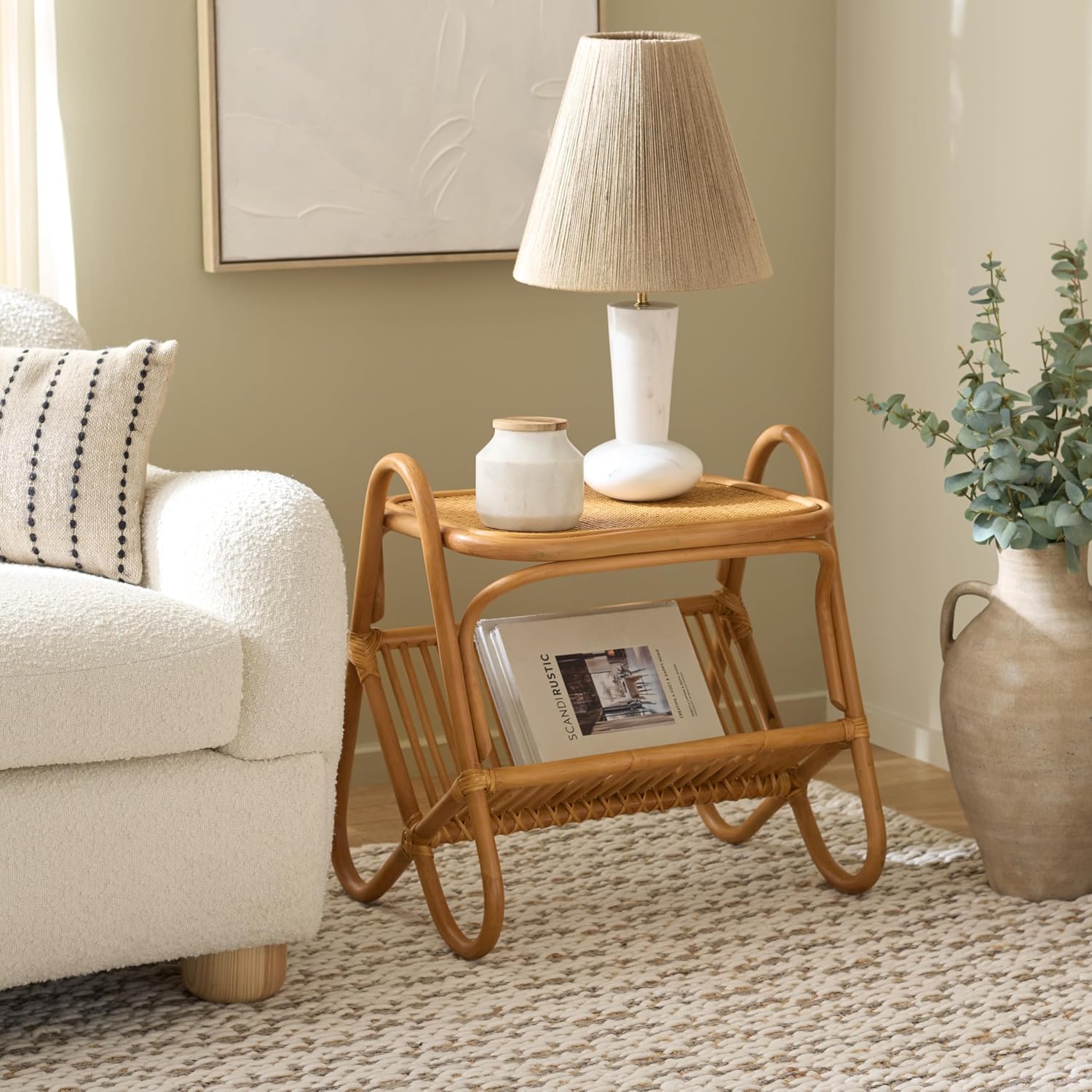 SAFAVIEH Couture Collection - Bayard Natural Rattan Accent Table, Side Table with Magazine Holder, Tropical Coastal Design, Fully Assembled (CWK3017A)