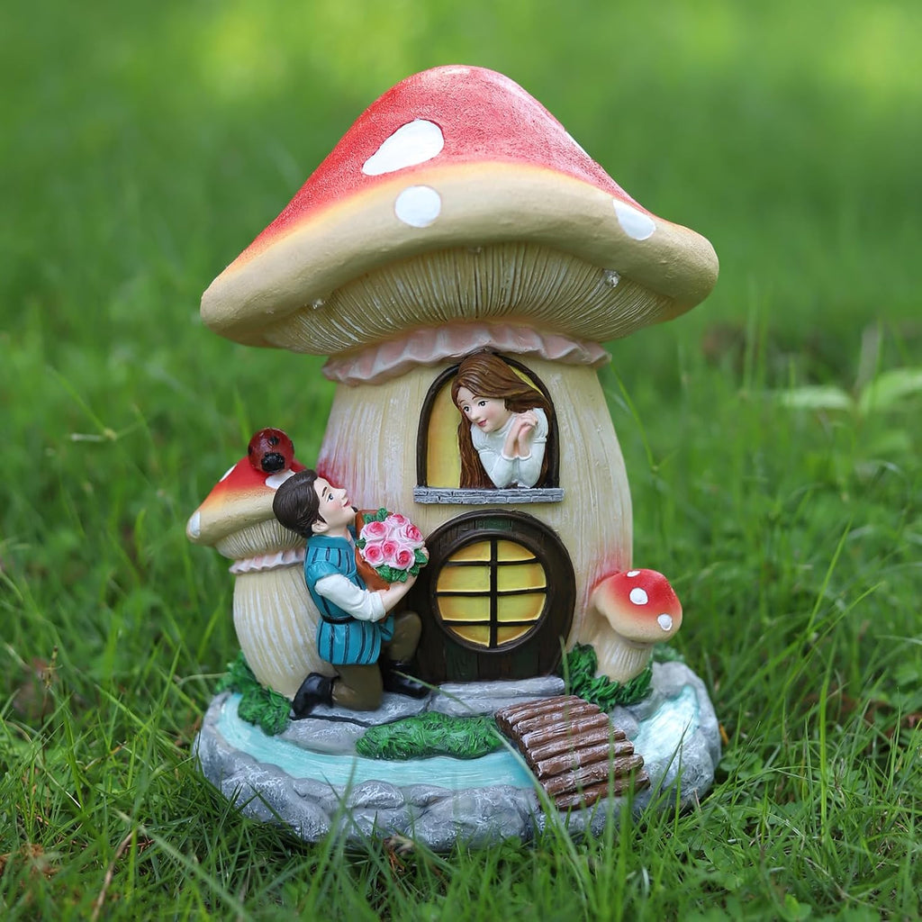 Solar Garden Outdoor Statues Princess and Prince with 4 LED Solar Figurine for Lawn,Patio,Balcony,Yard Decor Unique Housewarming Gift, for Gril,Mom,Grandma,Father,Woman