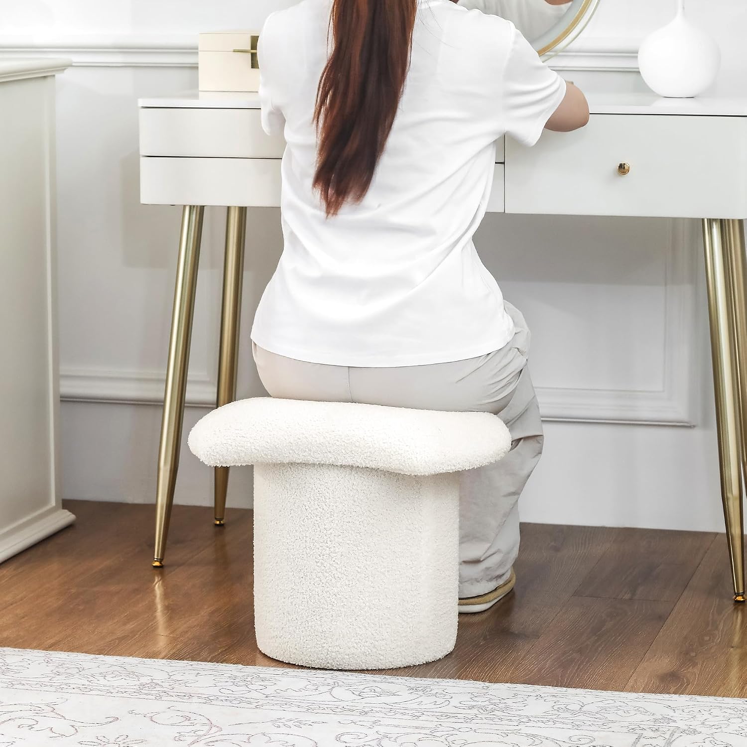 Homebeez Teddy Velvet Modern Round Ottoman, Small Footstool with Padded Seat, Upholstered Vanity Foot Rest Stool Chair for Entryway, Living Room, Bedroom, White