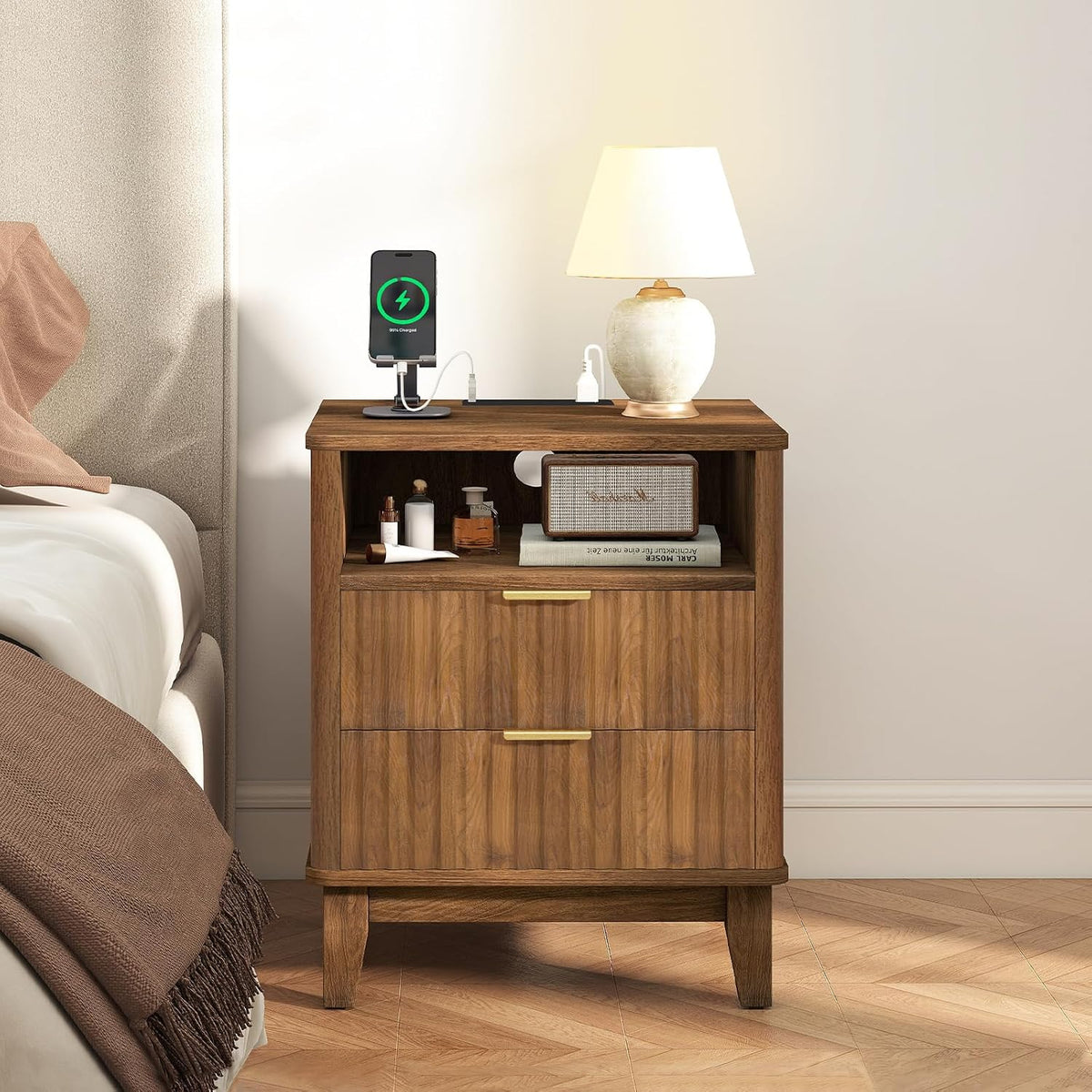 Night Stand Set of 2 with Charger Station, Fluted Nightstand with Drawers and Storage Shelf, Mid Century Modern Bedside Table Nightstands, Large Bed Side Table Wood Night Stands for Bedroom