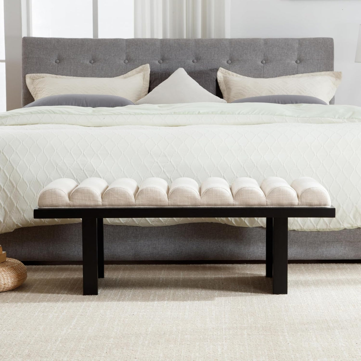 RIVOVA 47" Modern Bed Bench, Dining Bench with Black Legs, Upholstered Linen Bench End of Bed Stool for Bedroom, Living Room, Entryway, Beige