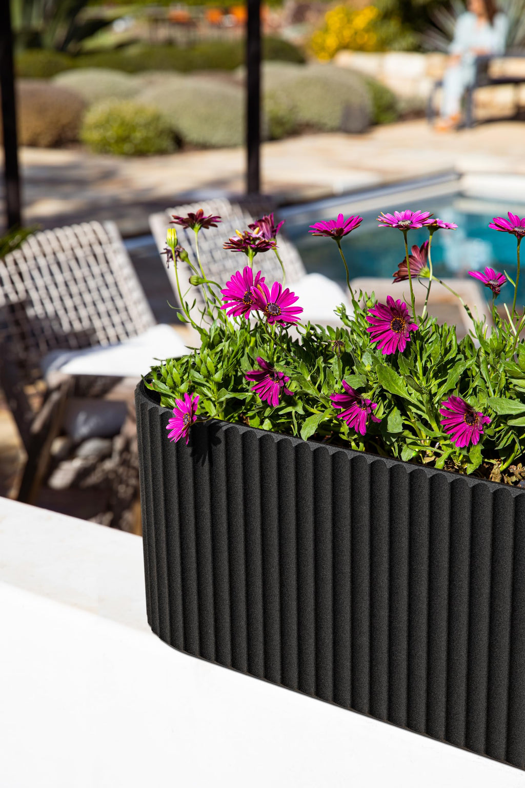 Veradek Demi Series Window Box Planter - Round Outdoor Planter
