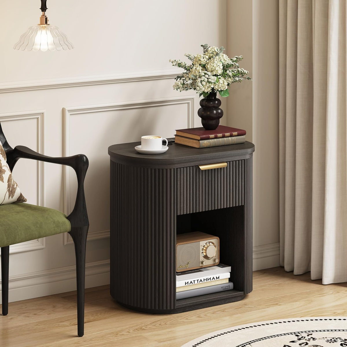 MECHYIN Fluted Nightstand with Charging Station Large 23.6" Round Bedside Table,Black
