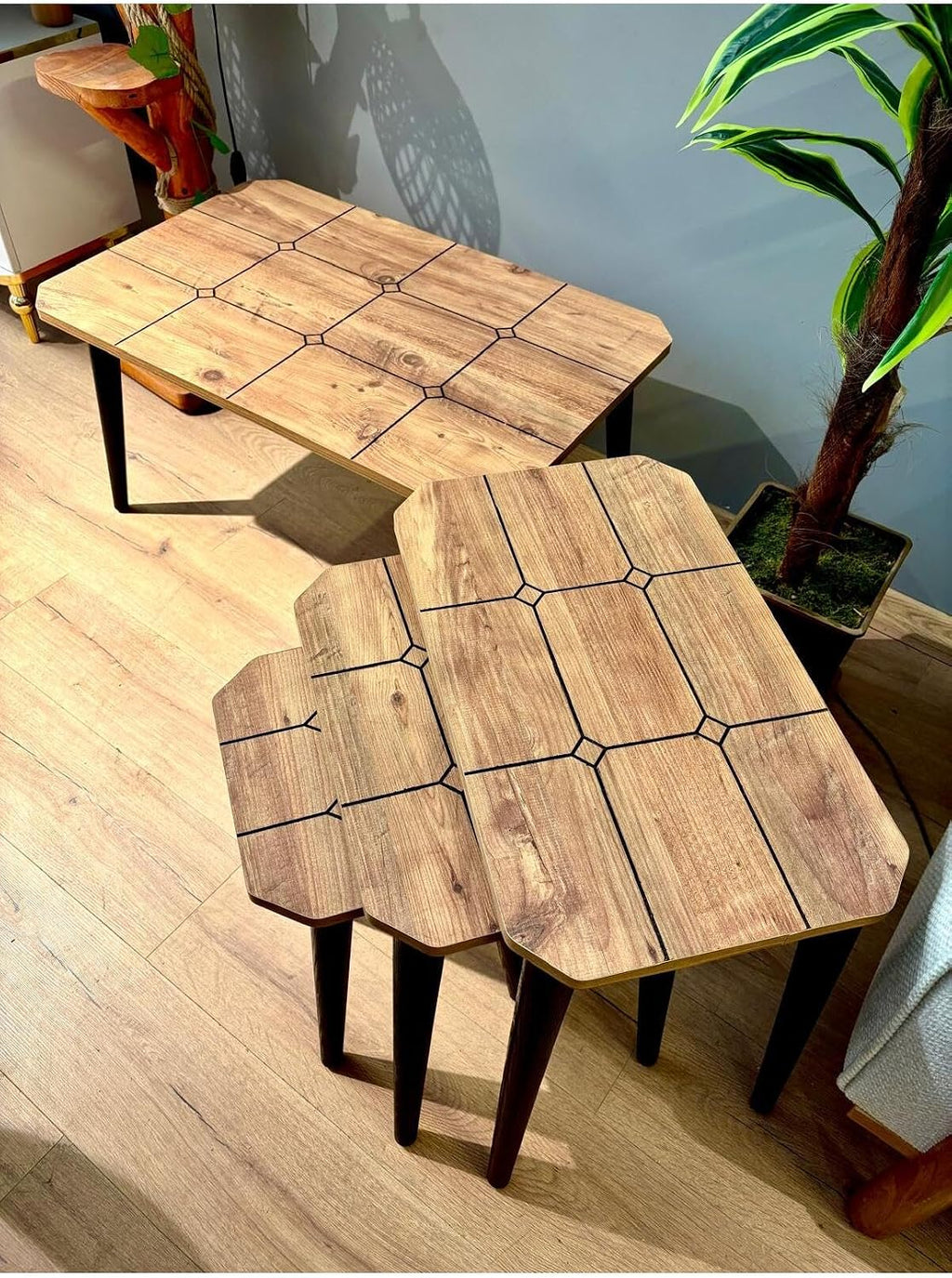 3-Piece Nesting Side Table Set with Central Coffee Table, Pine Wood Finish, Modern Scandinavian Style, Durable Chipboard Tops with PVC Edging, Easy Assembly, Living Room Furniture Set - Brown