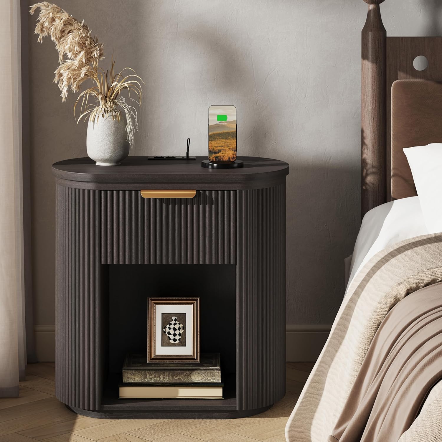 MECHYIN Fluted Nightstand with Charging Station Large 23.6" Round Bedside Table,Black