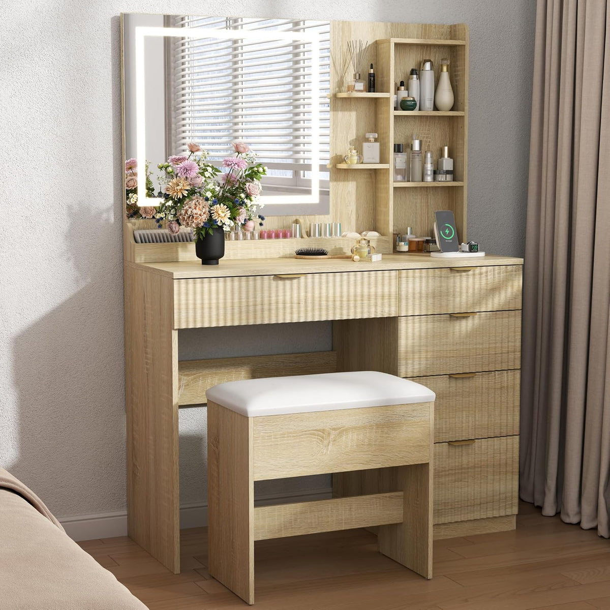 Fluted Vanity Desk with Hidden Storage Stool and Large Mirror, 5 Drawers | Makeup Vanity Table withCharging Station,3 Lighting Modes & Adjustable shelf, Dressing Table for Women Girls Bedroom, Oak