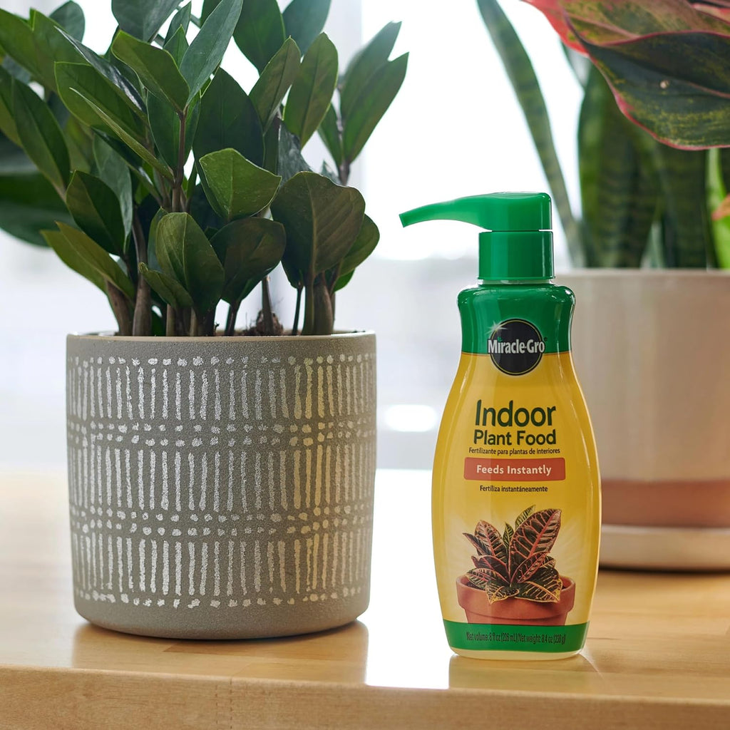 Miracle-Gro Indoor Potting Mix (6 qt.) and Indoor Plant Food (8 oz.) - Bundle for Growing and Fertilizing Houseplants