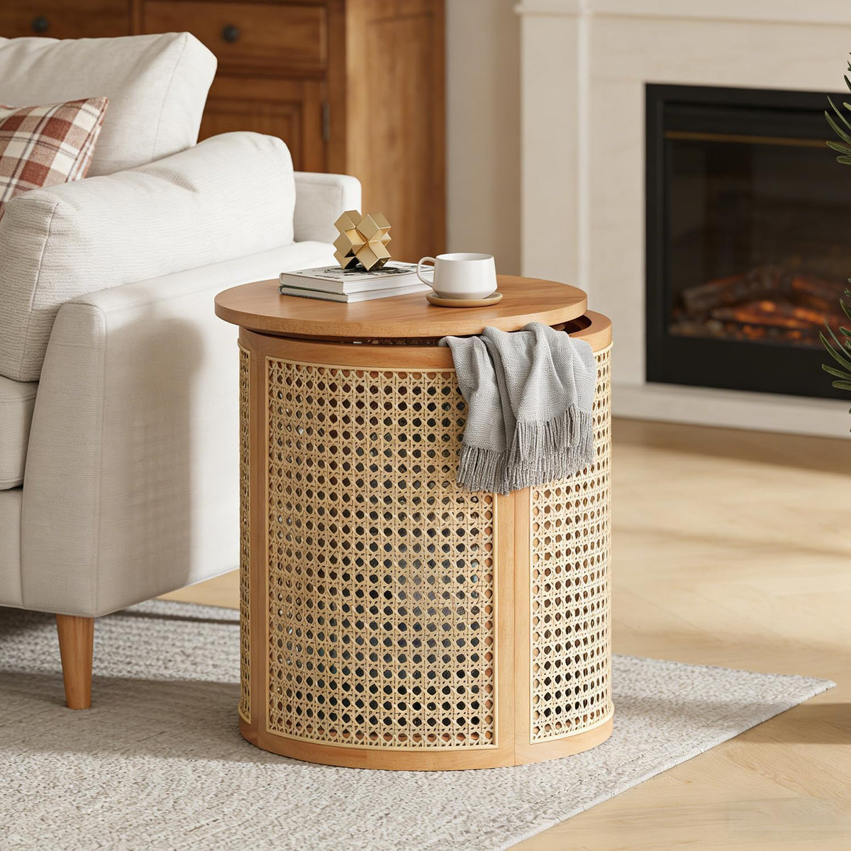 Hollow Woven Rattan Side Table, Round End Table for Living Room, Coffee Table for Small Space, Easy Assembly (Natural)