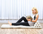 Leewadee - Comfortable Japanese Floor Mattress - Thai Floor Bed with Triangle Cushion - Futon Mattress - Thai Massage Mat, 67 x 21 inches, Ecru, Kapok Filling | Floor & lounge cushion for relaxing, reading & TV - for meditation & yoga, firm & stable