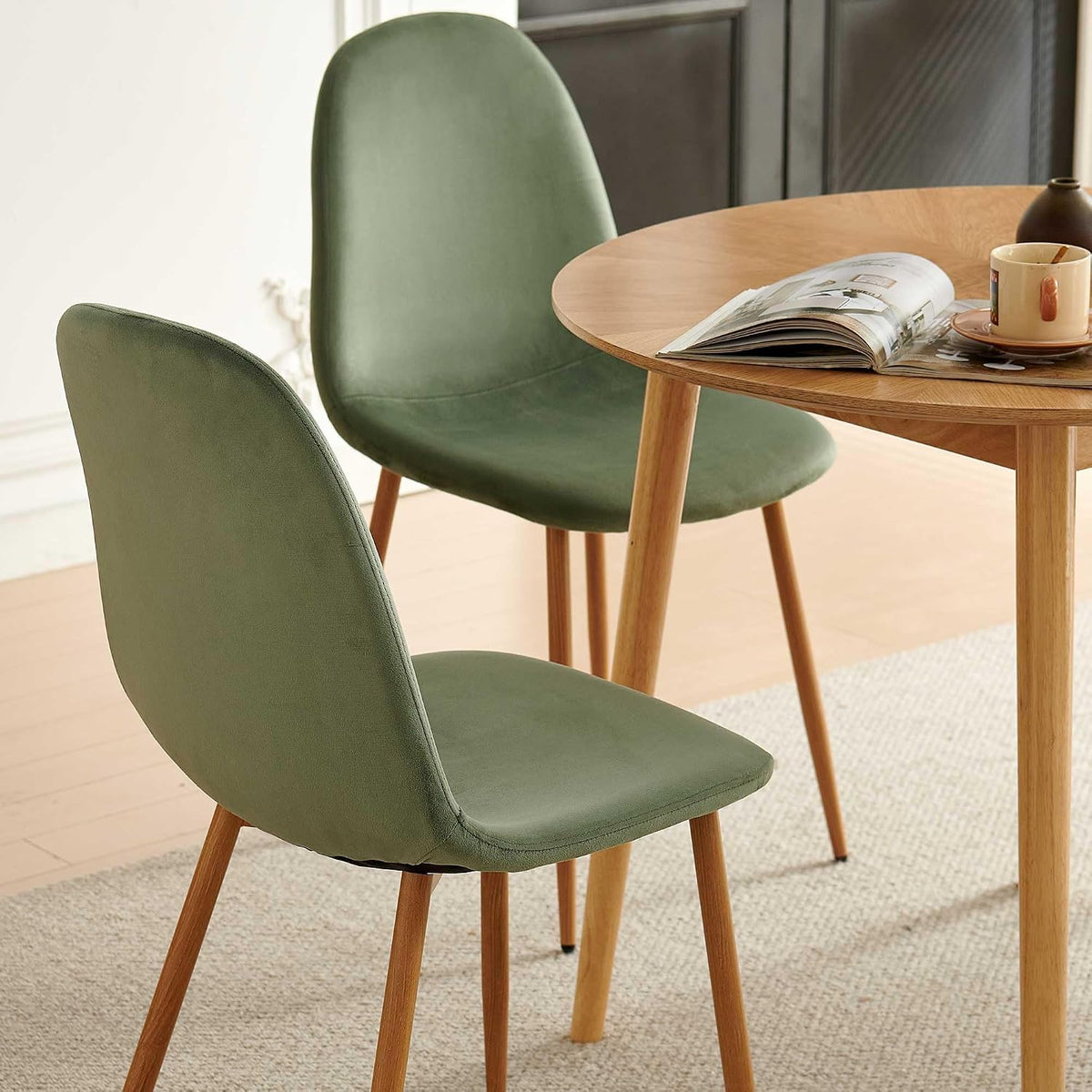 Small Oak Round Dining Table Set for 4, Modern 35'' Kitchen Coffee Table with 4 Green Velvet Dining Chairs for Dining Room Apartment