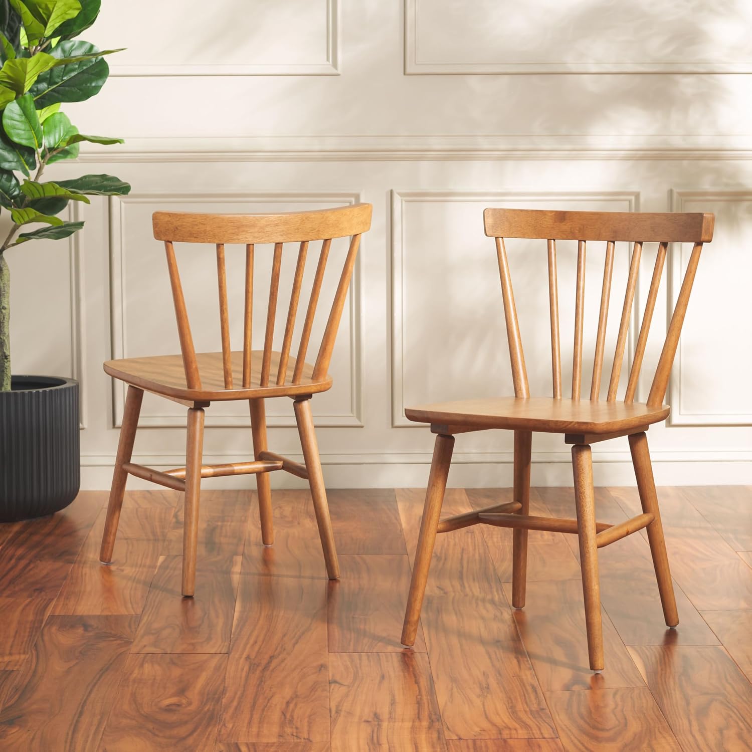 SAFAVIEH Home Collection – Winona Set of 2 Honey Windsor Farmhouse Dining Chairs, Spindle Back Wood Chairs, Classic Casual Seating (DCH8500K-SET2)